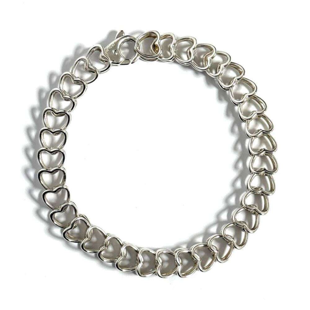TIFFANY Vintage Silver Heart Bracelet - Picture 2 of 10